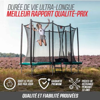 Trampoline Ovale Vert 520cm Favorit et filet BERG + Echelle offerte