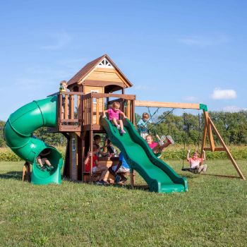 Holzspielplatz mit gerader Rutsche und Röhrenrutsche Cedar Cove Backyard