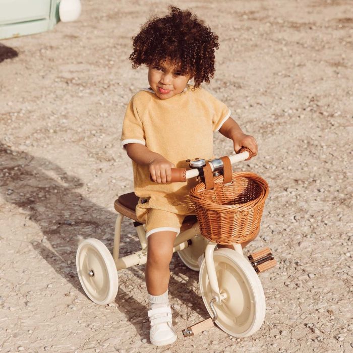 Tricycle bebe vintage hotsell