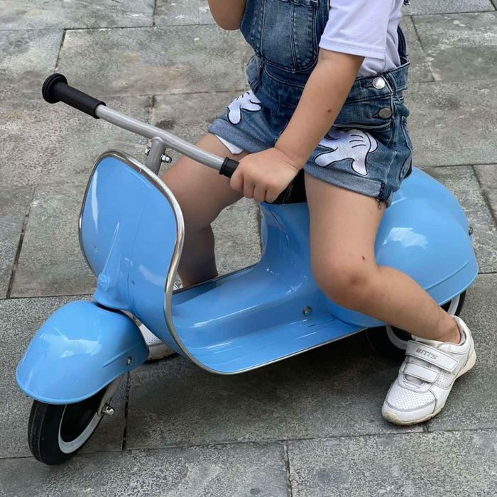 Scooter vespa vintage pour enfant Primo de Ambosstoyss bleu